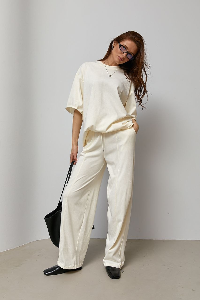 Трикотажний костюм вільного крою з футболки та штанів — 2