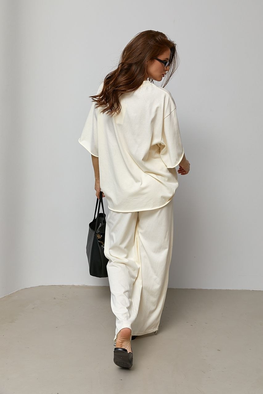 Трикотажний костюм вільного крою з футболки та штанів — 3