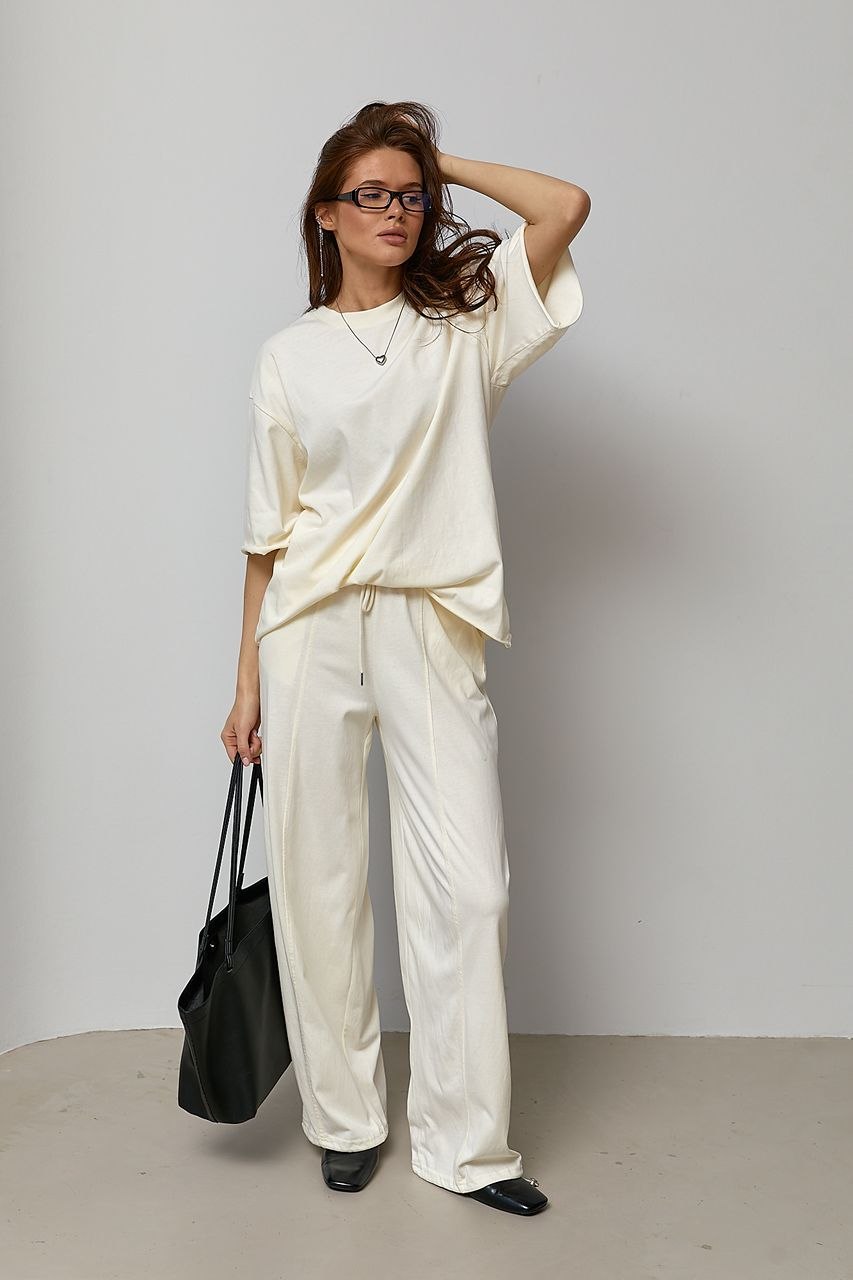 Трикотажний костюм вільного крою з футболки та штанів — 4